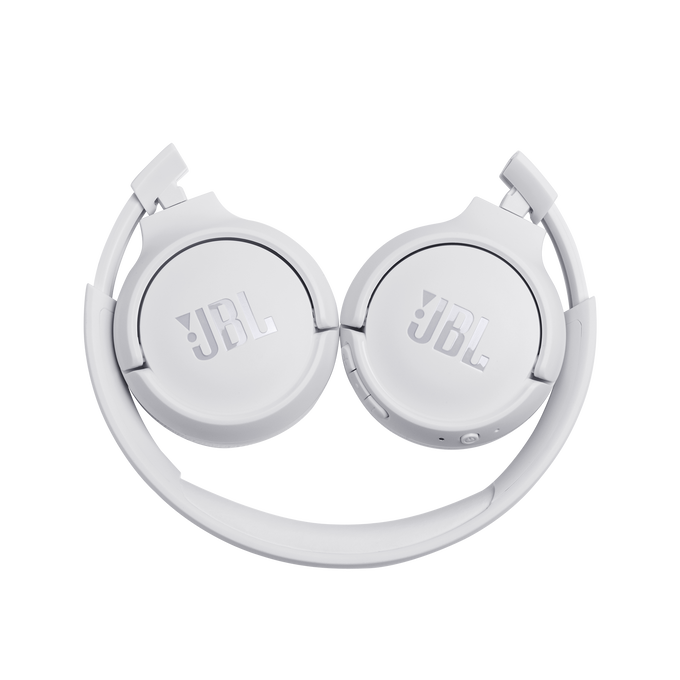JBL Tune 500BT - White - Wireless on-ear headphones - Detailshot 2 image number null