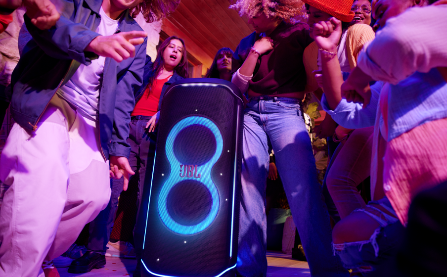 JBL PartyBox Ultimate | Massive party speaker with powerful JBL PartyBox Ultimate | Massive party speaker with powerful