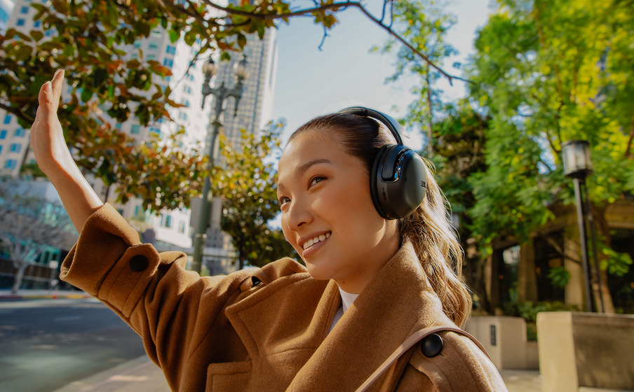 JBL Tour One | Wireless over-ear noise cancelling headphones