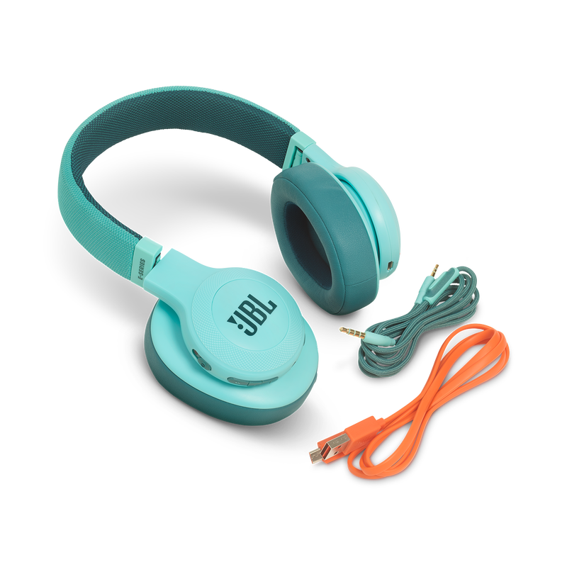Jbl bluetooth наушники. Беспроводные наушники JBL e55bt. JBL e55bt Teal. JBL e55bt (белый) наушники. JBL e55bt бирюзовый