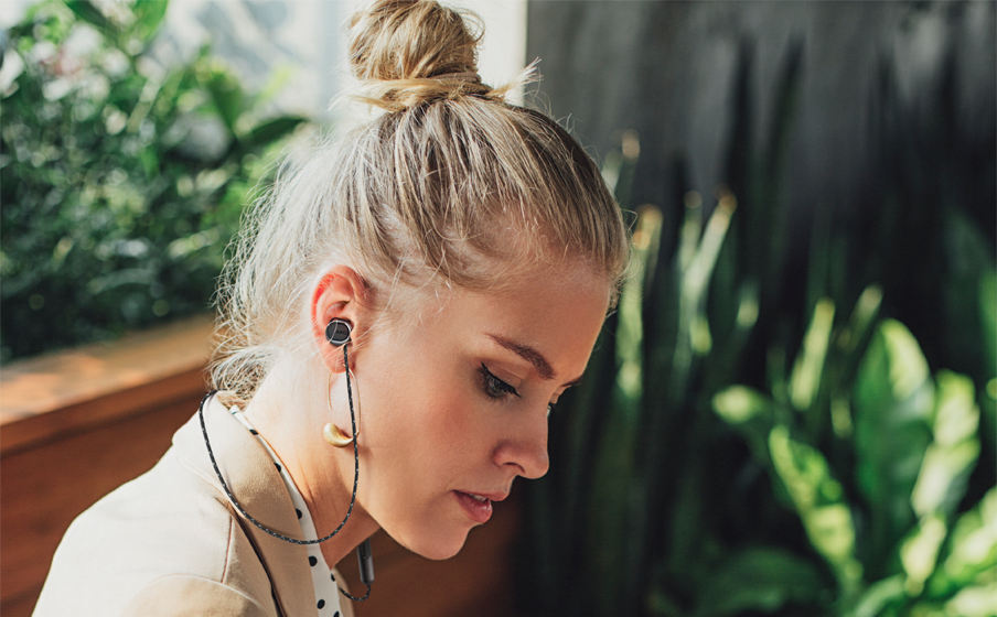 Akg n200 wireless headphones deals