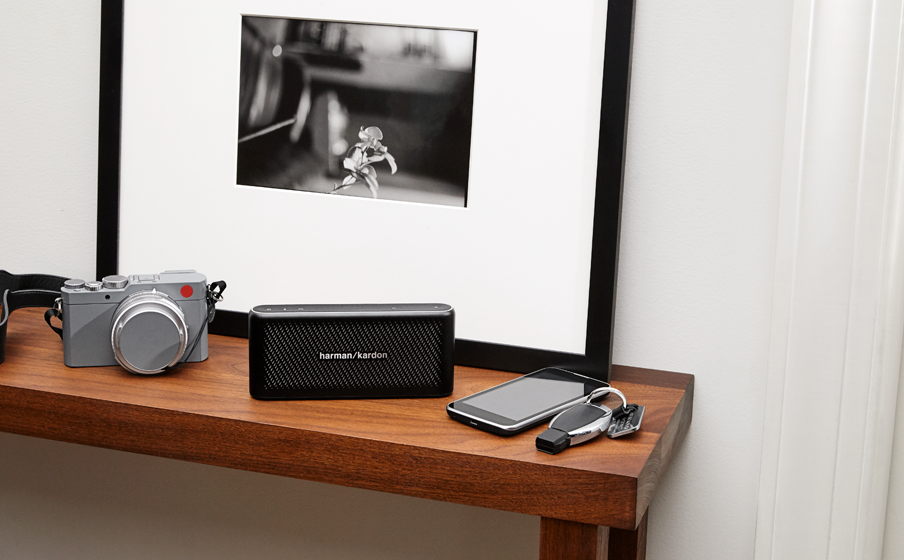 Traveler(トラベラー) : Harman Kardon/トラベルスピーカー