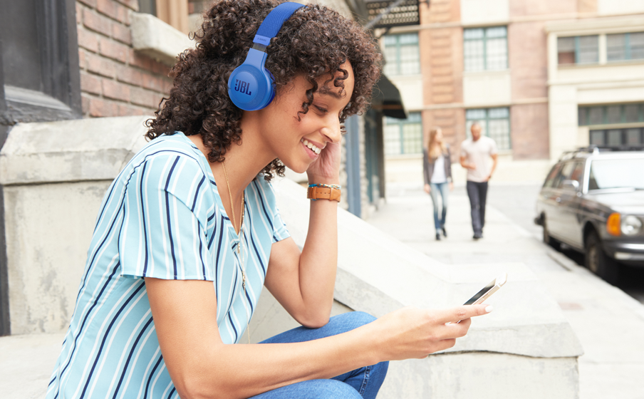 Harman jbl e45 black wireless headphones best sale