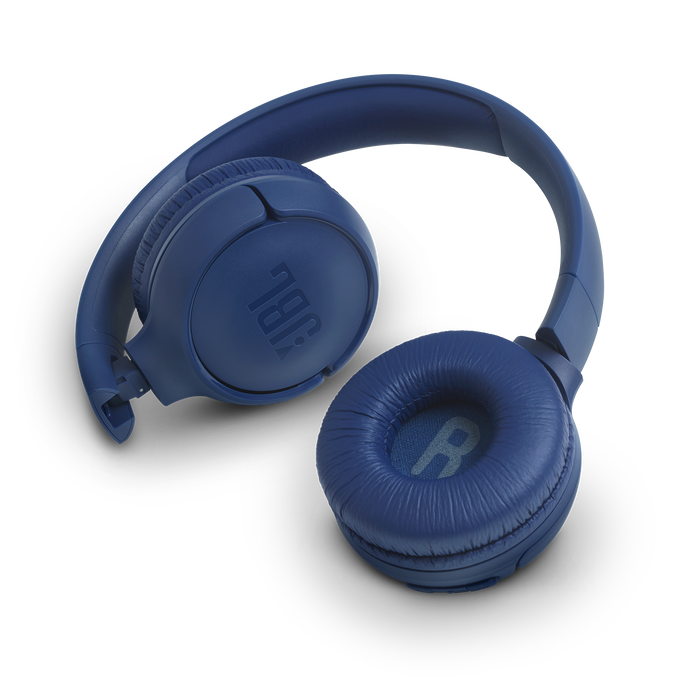 JBL Tune 500BT - Blue - Wireless on-ear headphones - Detailshot 1 image number null