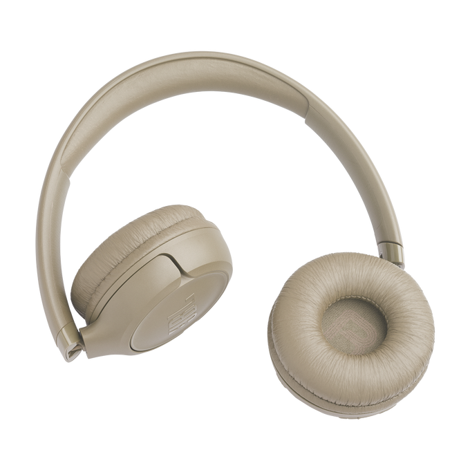 JBL Tune 530BT - Beige - Wireless on-ear Bluetooth&reg; headphones - Detailshot 1 image number null