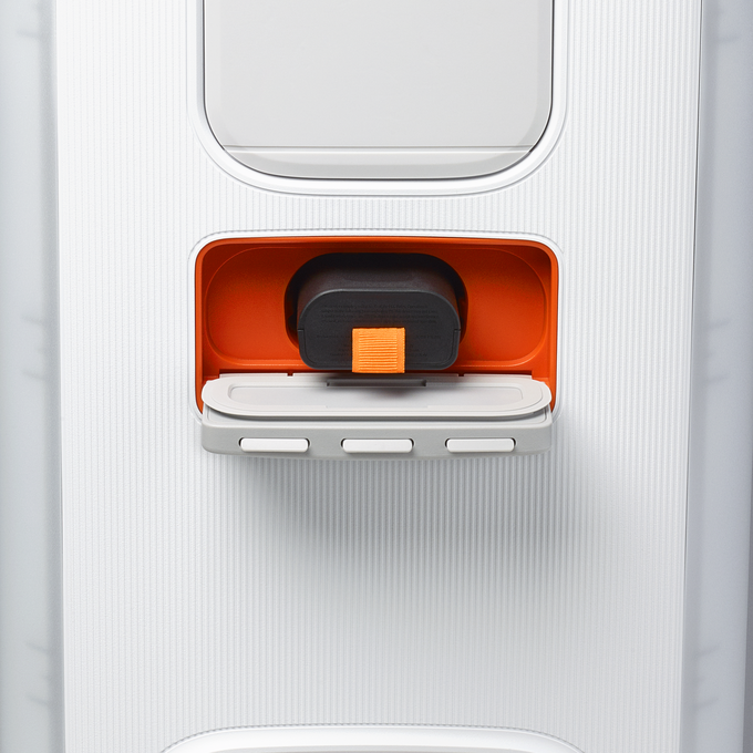 JBL PartyBox Club 120 - White - Portable party speaker - Detailshot 5 image number null