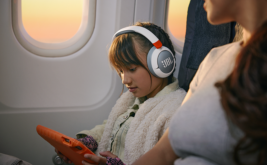 JBL Junior 470NC | Wireless over-ear noise cancelling kids