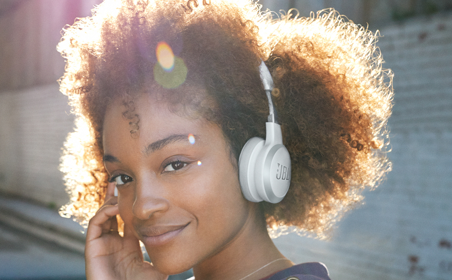 JBL Live 460NC Wireless on-ear NC headphones