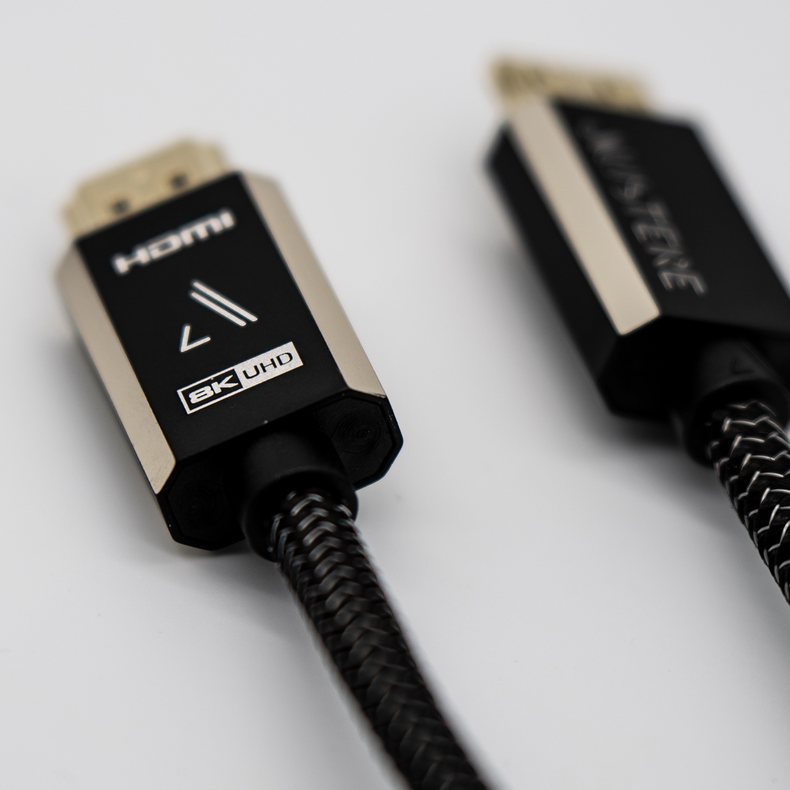 Austere VII Series 8K HDMI Cable 2.5m - Black - Austere VII series 8K HDMI 2.5m cable - Back