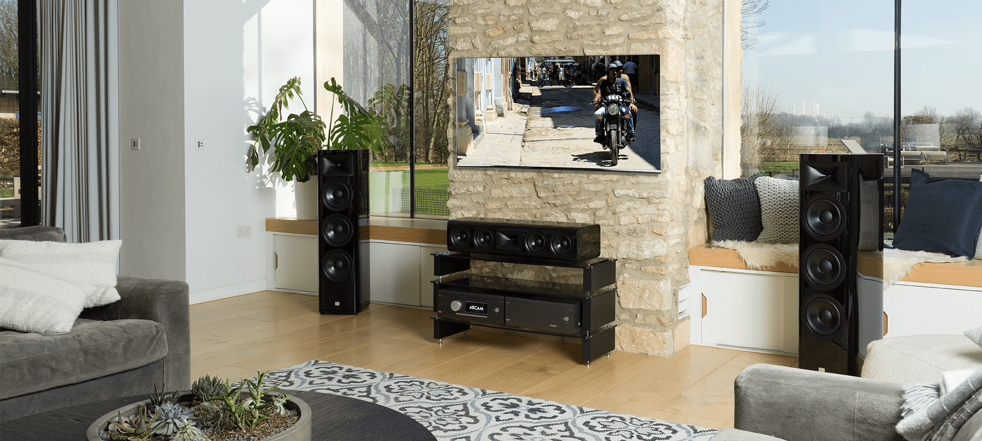HDI-4500 | 2 ½-way Quadruple 5.25-inch (130mm) Center Channel